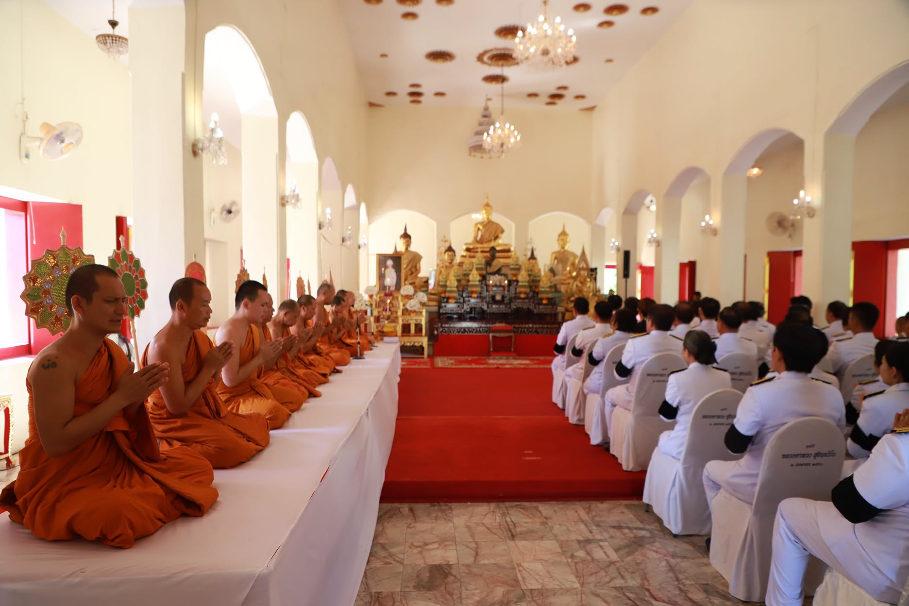 title - ส.ป.ก.ยโสธร ร่วมงานพิธีทางศาสนา ถวายเป็นพระกุศล แด่สมเด็จพระเจ้าลูกเธอ  เจ้าฟ้าพัชรกิติยาภา นเรนทิราเทพยวดี กรมหลวงราชริณีสิริพัชร มหาวัชราชธิดา  ในวาระครบ 15 วัน (ปัณรสมวาร) ณ พระอุโบสถ วัดศรีธรรมมาราม (พระอารามหลวง)